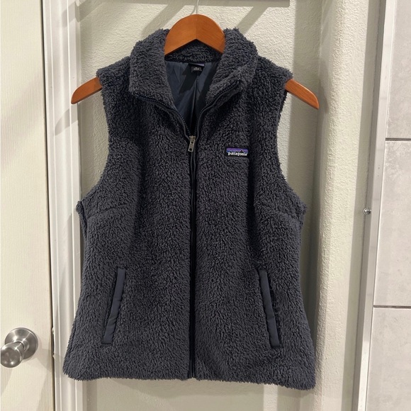 Sold - Picture 3 of 5